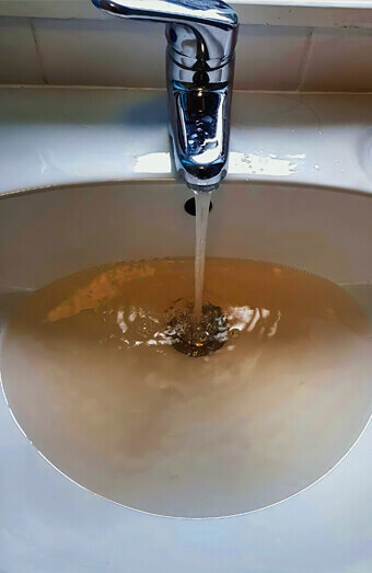https://canningtonplumber.com.au/uploads/2025/06/blocked-drains-905984.jpg