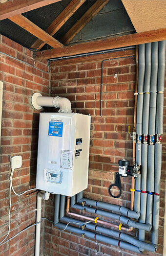https://canningtonplumber.com.au/uploads/2025/06/commercial-plumbing-497911.jpg